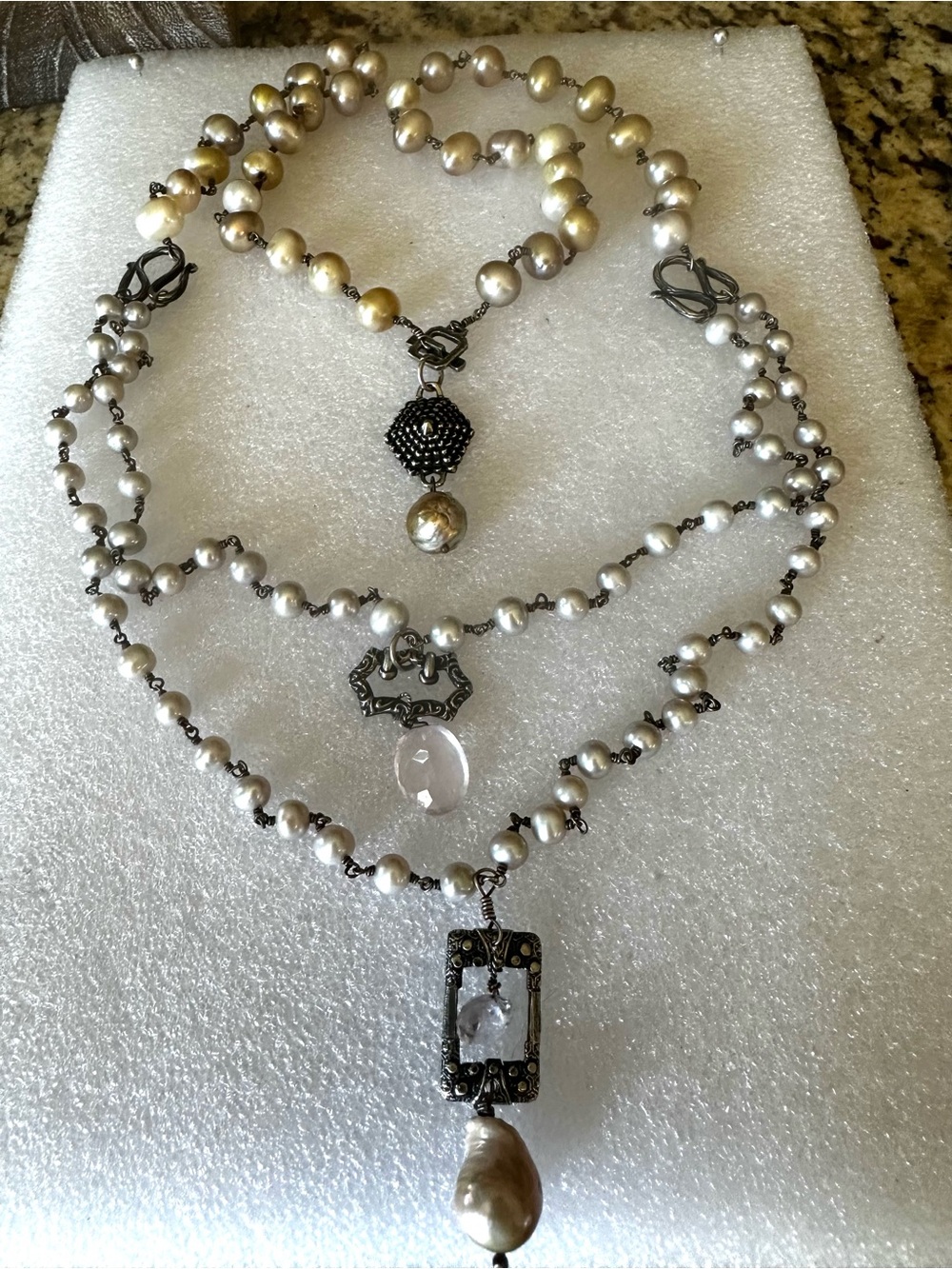 Love Heals Pearl necklace